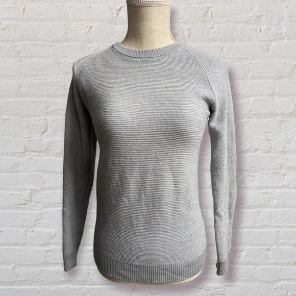 LULULEMON - Simply Wool Sweater Heather Starlight Size 4 - Picture 3 of 8